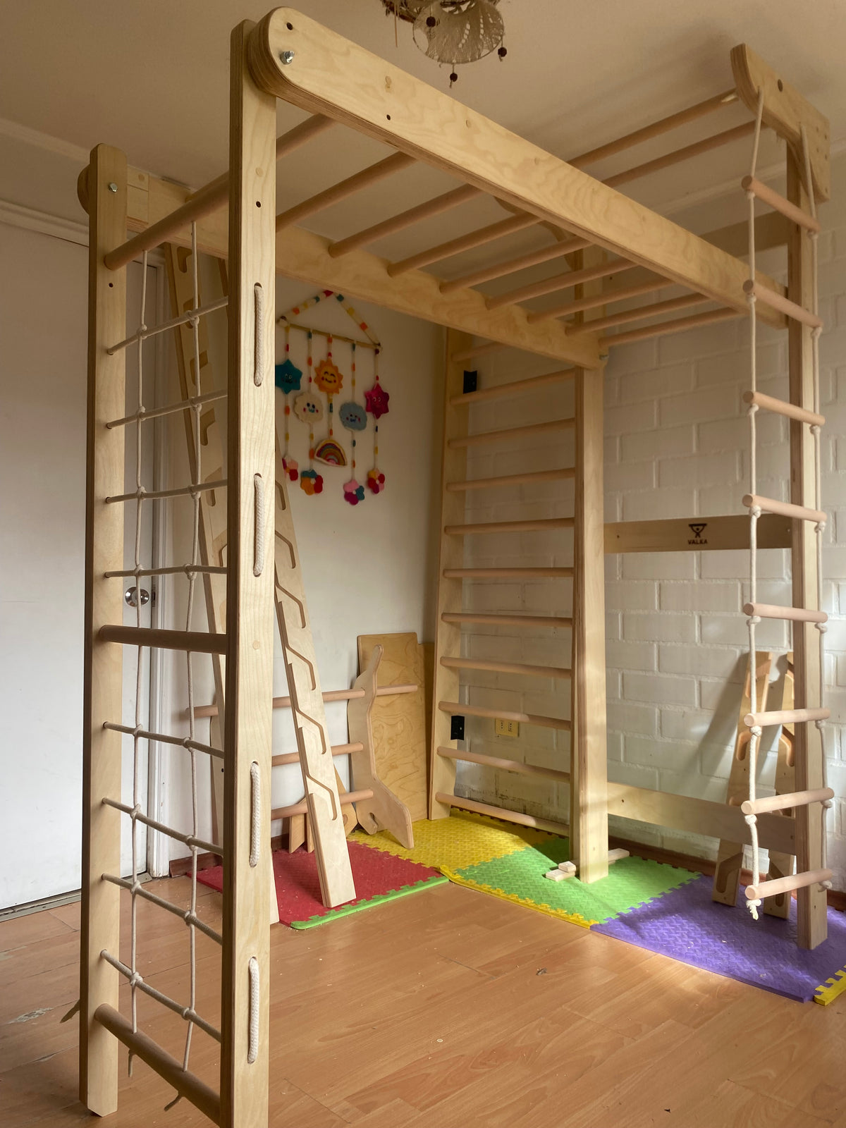 VALKA VERTEX, estación de juego y deporte de madera para niños – foto 6